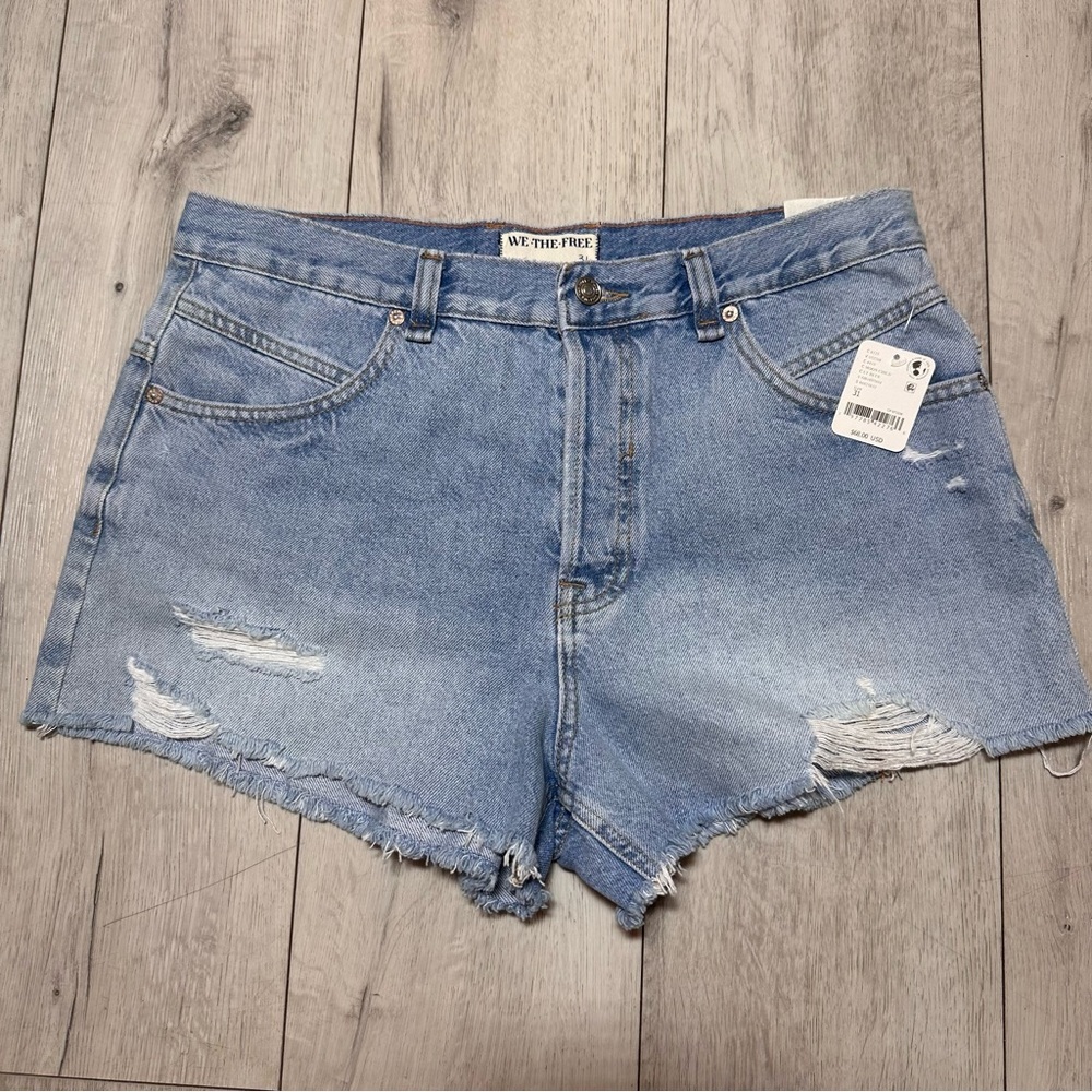 NEW WITH TAGS! Free People-We The Free Light Blue Distressed Ripped Jean Shorts